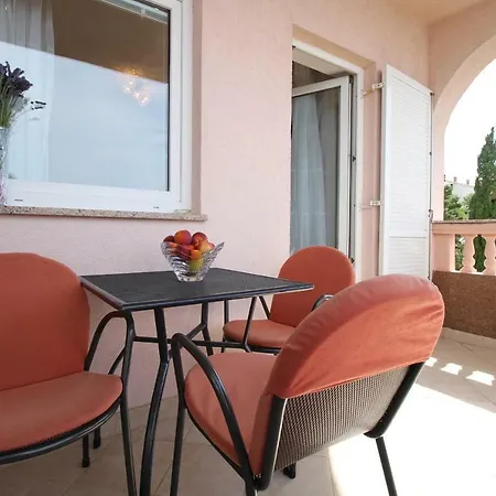 Ivona 4 * Novi Vinodolski